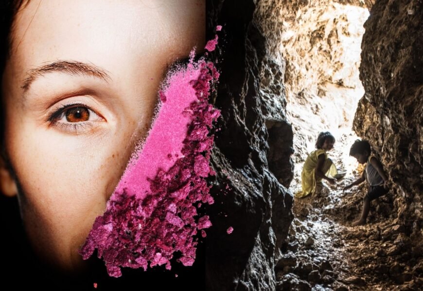 Children working in Mica mines in India
